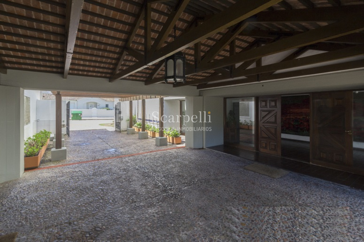 Apartamento ID.15377 - El Farallón - Península: Apartamento frente a El Emir 3er. piso con Estupenda Terraza al Mar
