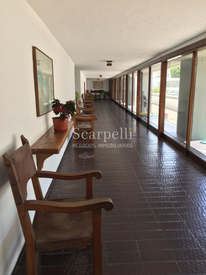 Apartamento ID.15377 - El Farallón - Península: Apartamento frente a El Emir 3er. piso con Estupenda Terraza al Mar
