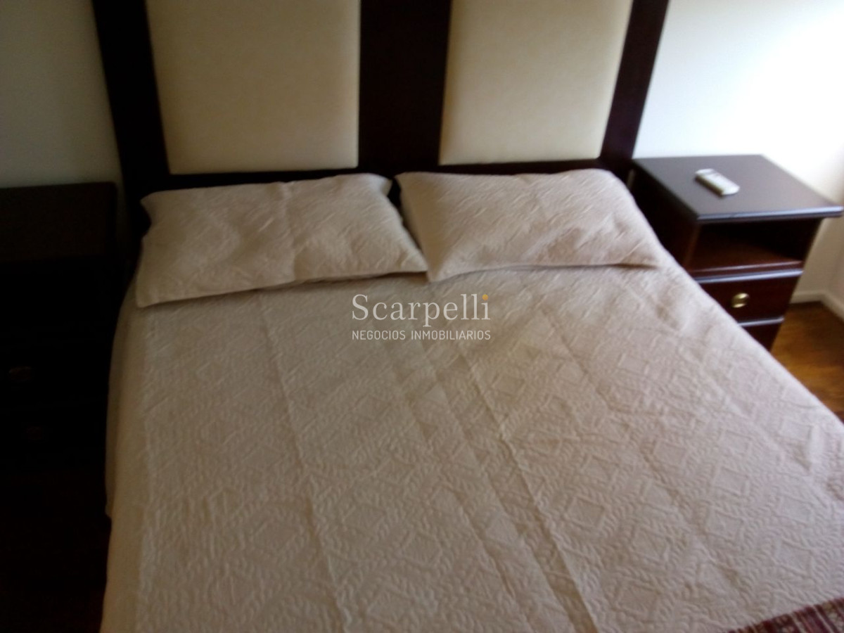Apartamento ID.15495 - Av. Brasil Torre Sábato Piso Intermedio Muy Bien Equipado 2 dormitorios