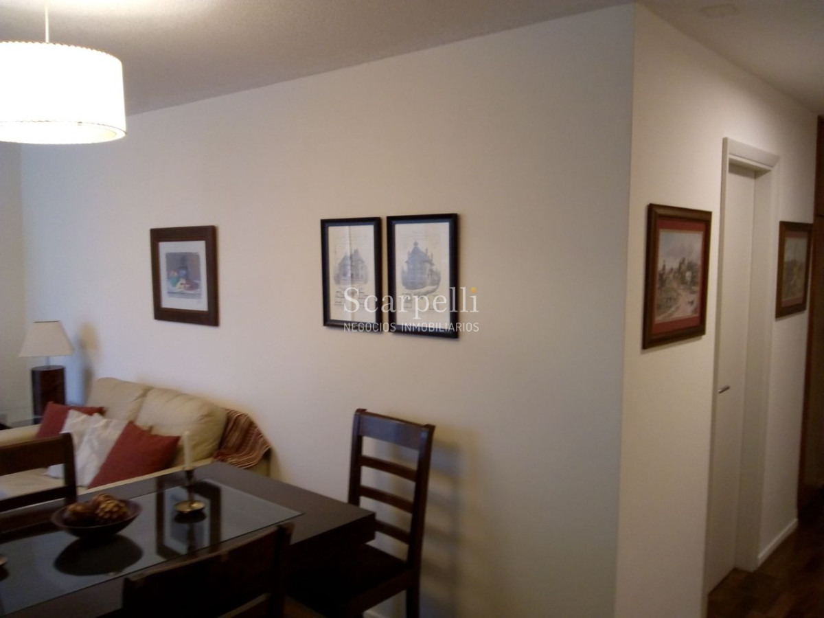Apartamento ID.15495 - Av. Brasil Torre Sábato Piso Intermedio Muy Bien Equipado 2 dormitorios