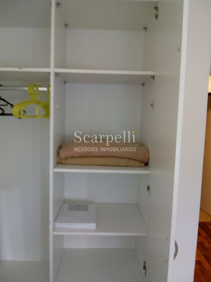 Apartamento ID.15495 - Av. Brasil Torre Sábato Piso Intermedio Muy Bien Equipado 2 dormitorios