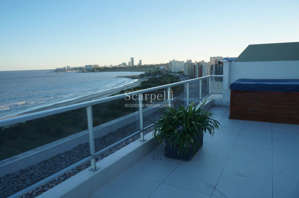 Apartamento ID.15885 - Destacado Monoambiente en Rambla  de Malvín totalmente equipado con estupenda terraza y la mejor vista pronto para disfrutar