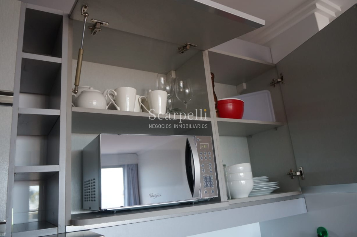 Apartamento ID.15885 - Destacado Monoambiente en Rambla  de Malvín totalmente equipado con estupenda terraza y la mejor vista pronto para disfrutar