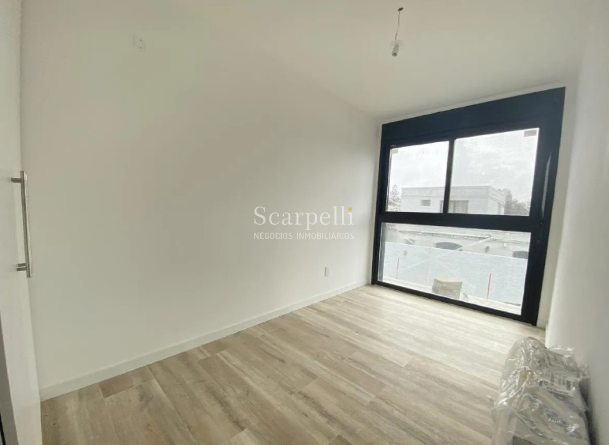 Apartamento ID.16879 - Barra de Carrasco: Estrene Hoy en la Rambla Muy próximo al límite con Montevideo cerquita de Sodimac, Geant y Macromercado.-