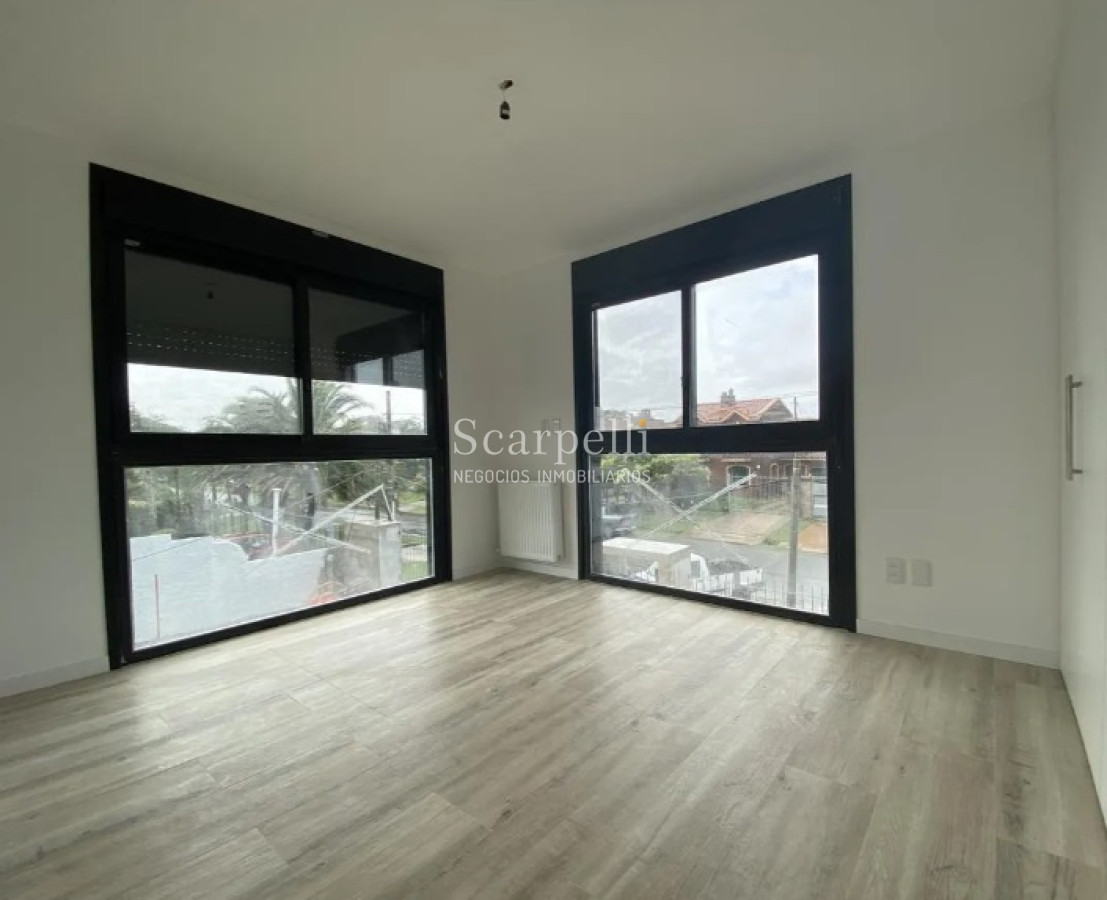 Apartamento ID.16879 - Barra de Carrasco: Estrene Hoy en la Rambla Muy próximo al límite con Montevideo cerquita de Sodimac, Geant y Macromercado.-