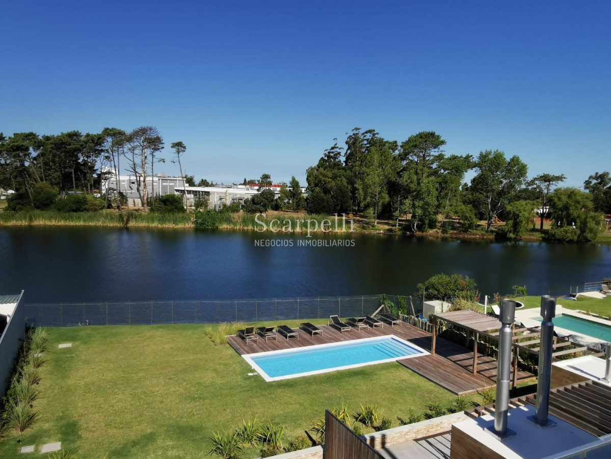 Apartamento ID.16932 - Carrasco Este: Nuevo con Vista al Lago Excelentes terminaciones y toda la seguridad