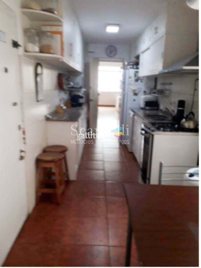 Apartamento ID.17212 - Apartamentos en Alquiler Varios en Pocitos / Cordón de 2 y 3 dormitorios con y sin garage.-