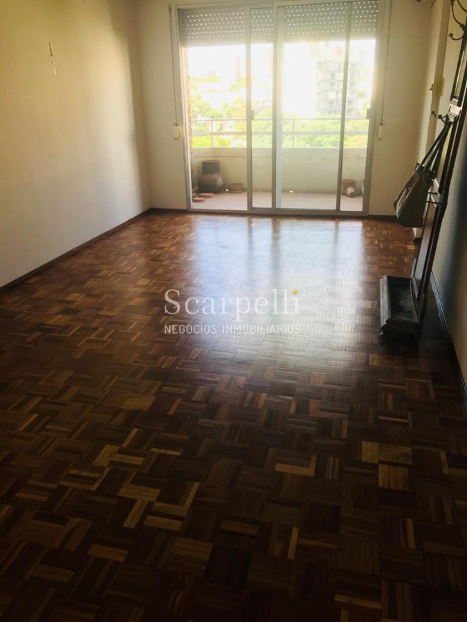 Apartamento ID.17212 - Apartamentos en Alquiler Varios en Pocitos / Cordón de 2 y 3 dormitorios con y sin garage.-