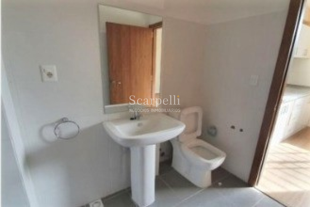 Apartamento ID.17679 - Edificio de 15 apartamentos rentando todos en pleno Parque Rodó a escasos metros de la sede del Mercosur ex Parque Hotel.-