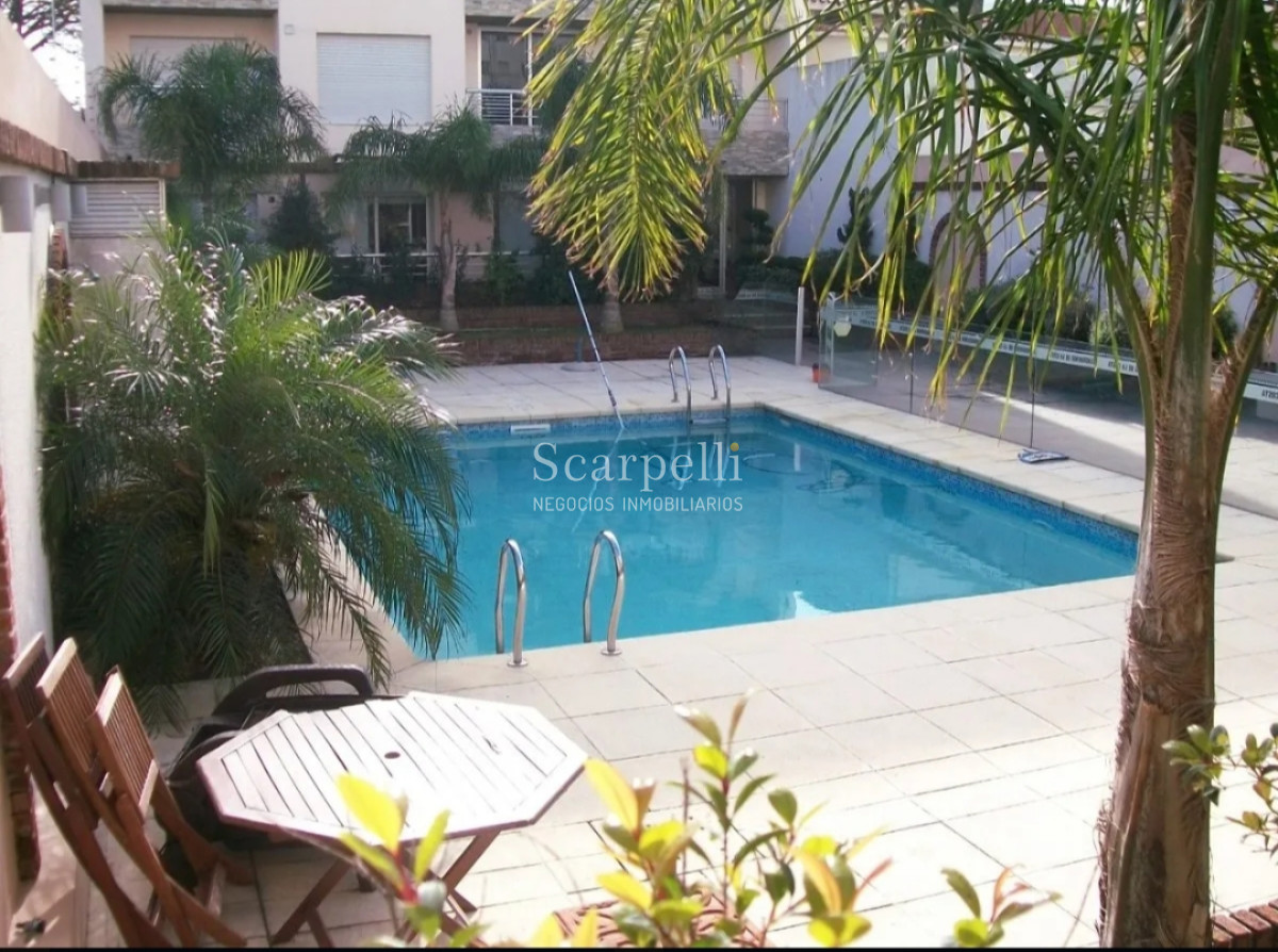 Apartamento ID.18085 - Estrene Apartamento en la Rambla de Malvin Piso Alto con Barbacoas y Piscinas en Común.-