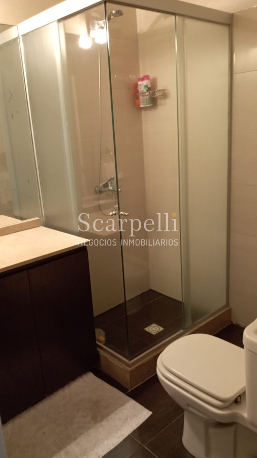 Apartamento ID.18238 - Pocitos: Apartamento en Planta Baja con Amplio Patio + Parrillero & Garage