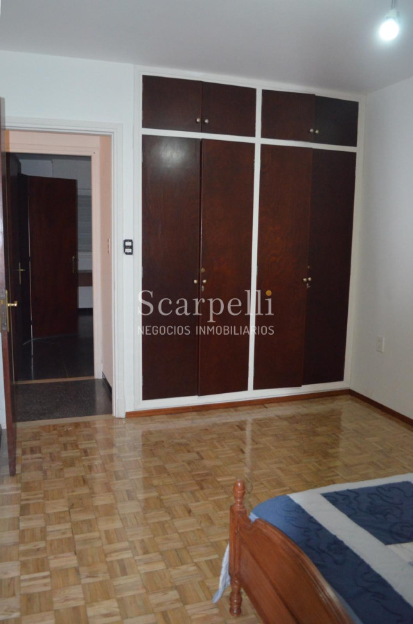 Apartamento ID.18444 - Propiedad Horizontal de Altos Al frente todo Impecable Muy Luminoso con Buenas Terrazas como a Estrenar