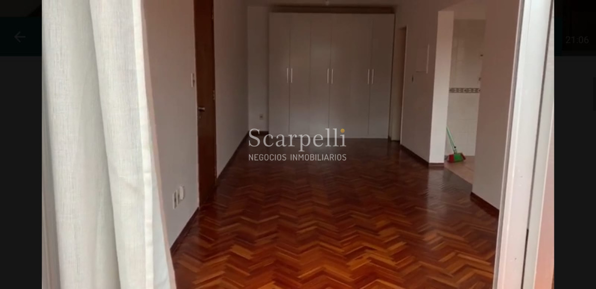 Apartamento ID.18554 - Punta Carretas frente al Club de Golf y a mts. de la Rambla: Monoambiente con Patio