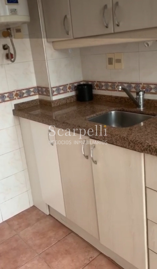 Apartamento ID.18554 - Punta Carretas frente al Club de Golf y a mts. de la Rambla: Monoambiente con Patio
