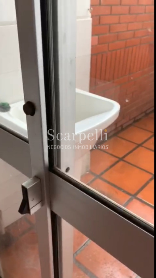 Apartamento ID.18554 - Punta Carretas frente al Club de Golf y a mts. de la Rambla: Monoambiente con Patio