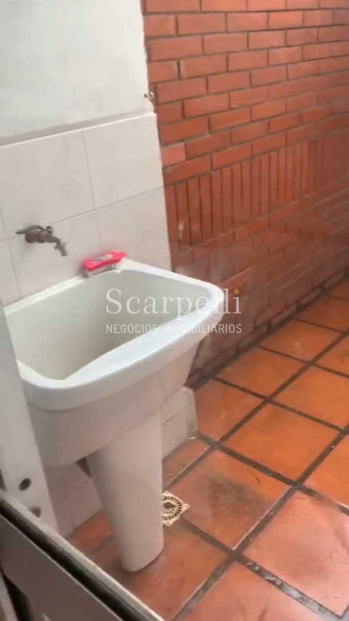 Apartamento ID.18554 - Punta Carretas frente al Club de Golf y a mts. de la Rambla: Monoambiente con Patio