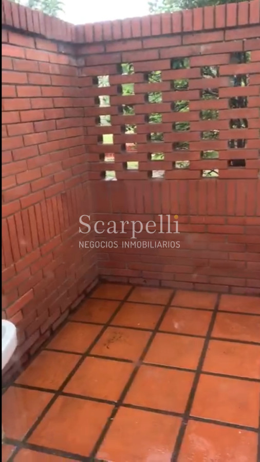 Apartamento ID.18554 - Punta Carretas frente al Club de Golf y a mts. de la Rambla: Monoambiente con Patio