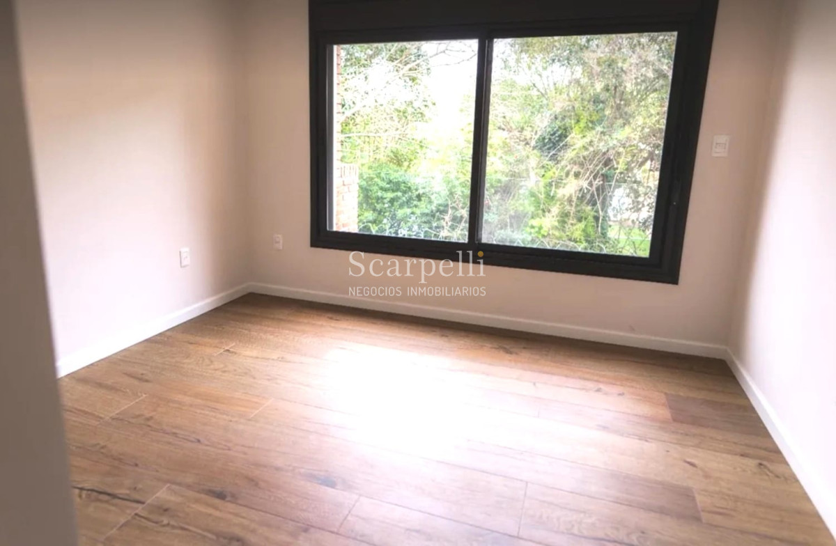 Apartamento ID.18679 - Estrene Apartamento de Categoría en Carrasco Tradicional Próximo a Arocena con terminaciones y detalles únicos.-