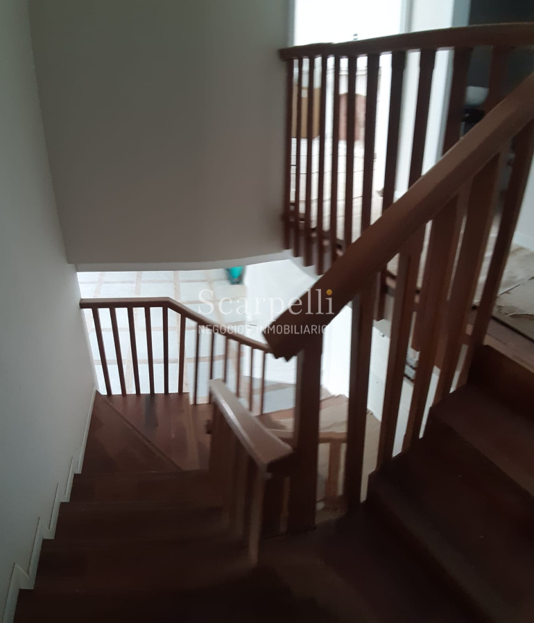 Apartamento ID.18679 - Estrene Apartamento de Categoría en Carrasco Tradicional Próximo a Arocena con terminaciones y detalles únicos.-