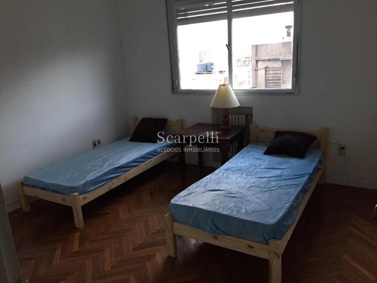 Apartamento ID.19220 - MUY BUEN APARTAMENTO EN PISO ALTO EN PARAGUAY Y MERCEDES - EDIFICIO DE CATEGORÍA.-