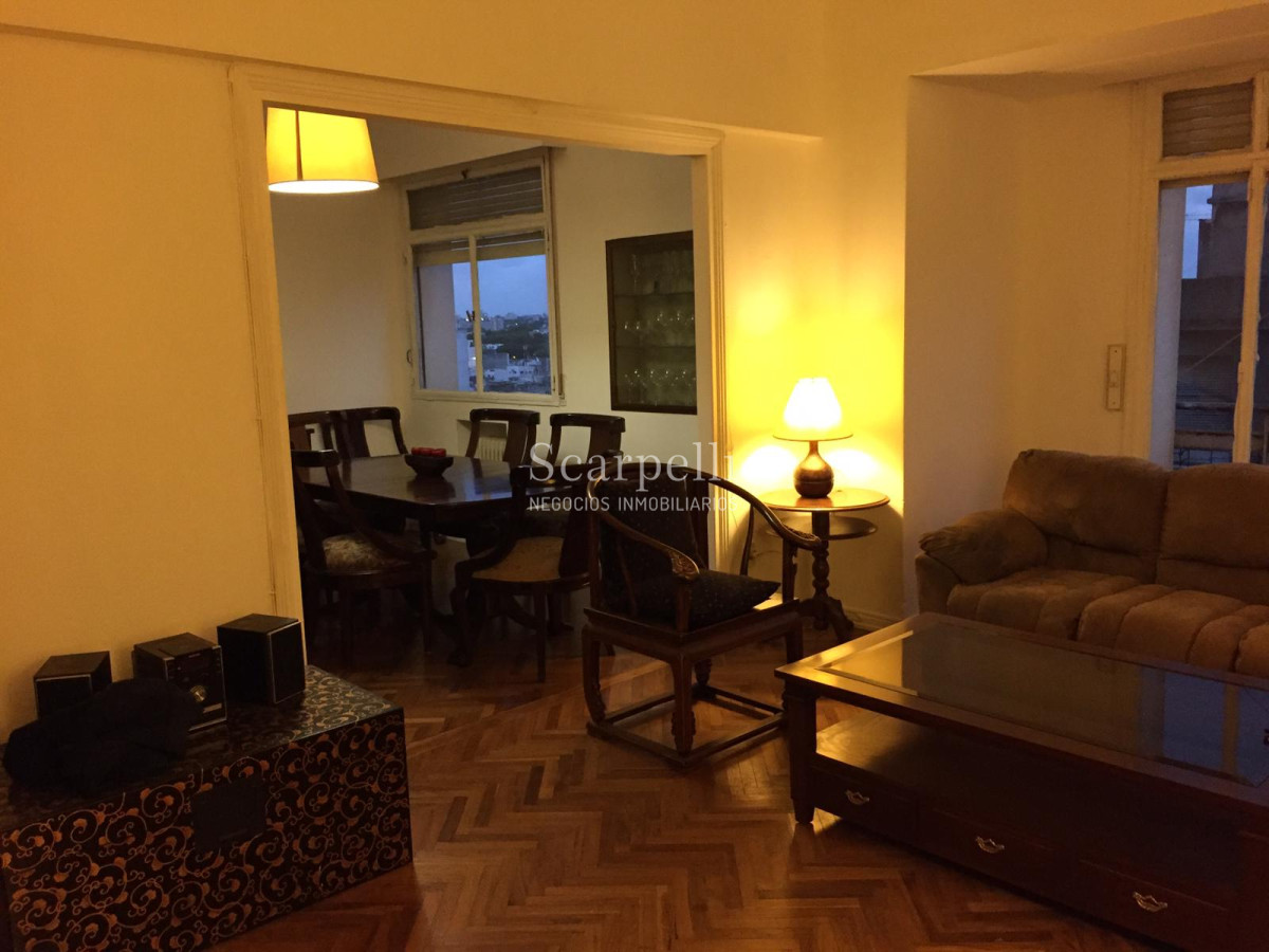 Apartamento ID.19220 - MUY BUEN APARTAMENTO EN PISO ALTO EN PARAGUAY Y MERCEDES - EDIFICIO DE CATEGORÍA.-