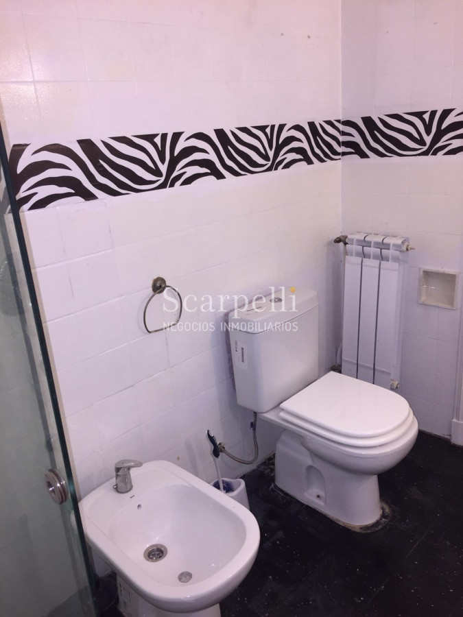 Apartamento ID.19220 - MUY BUEN APARTAMENTO EN PISO ALTO EN PARAGUAY Y MERCEDES - EDIFICIO DE CATEGORÍA.-