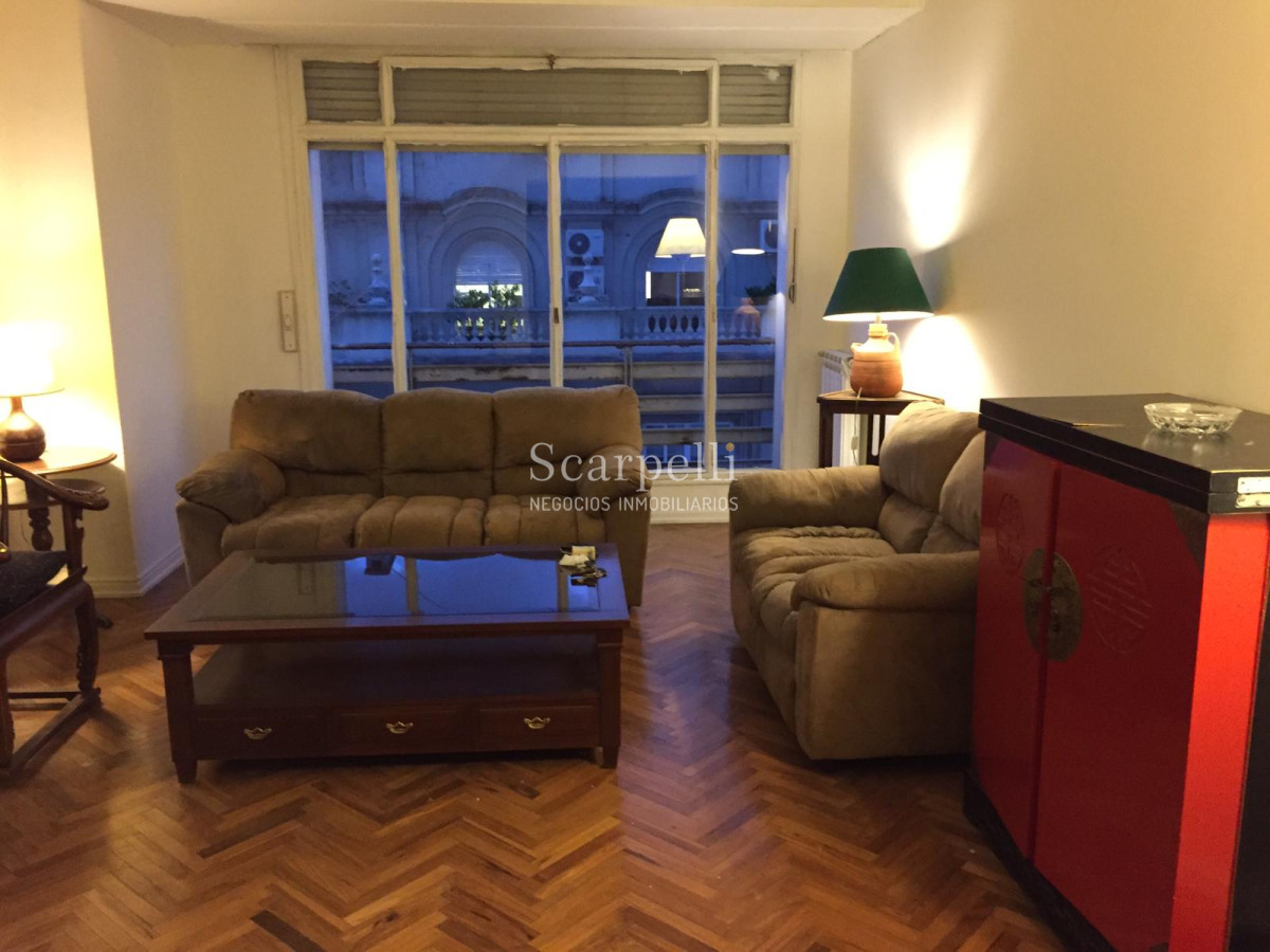 Apartamento ID.19220 - MUY BUEN APARTAMENTO EN PISO ALTO EN PARAGUAY Y MERCEDES - EDIFICIO DE CATEGORÍA.-