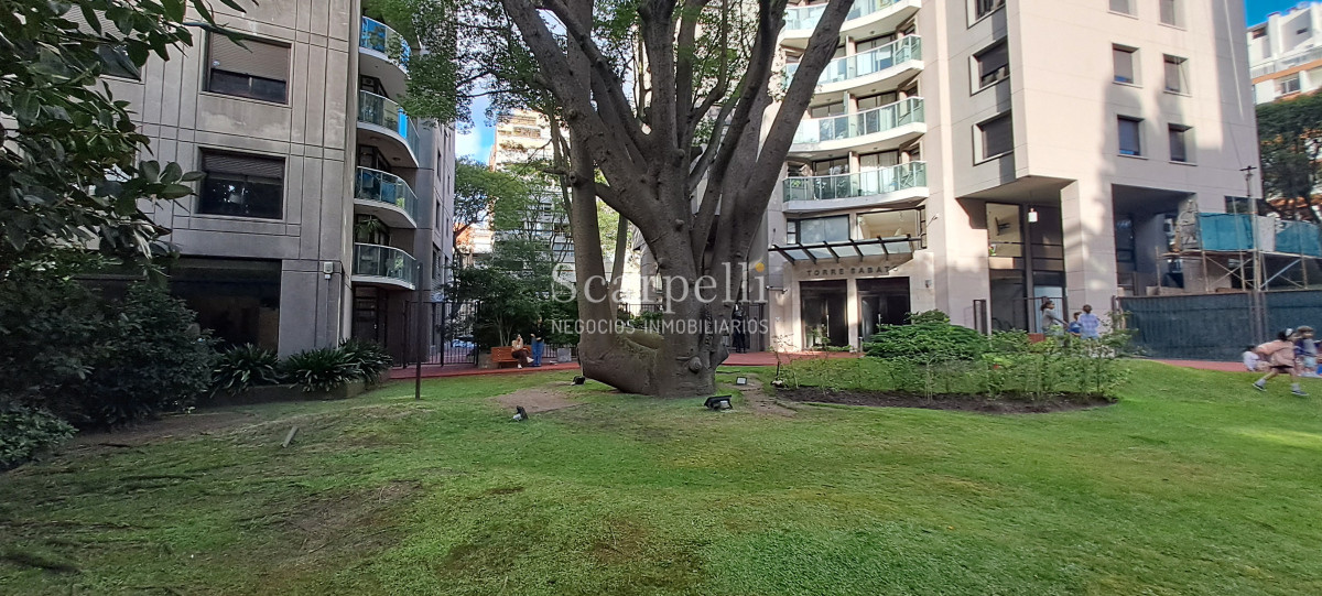 Apartamento ID.50373 - ALQUILER APARTAMENTO POCITOS 2 DORMITORIOS GARAGE PISO ALTO MUY BIEN EQUIPADO