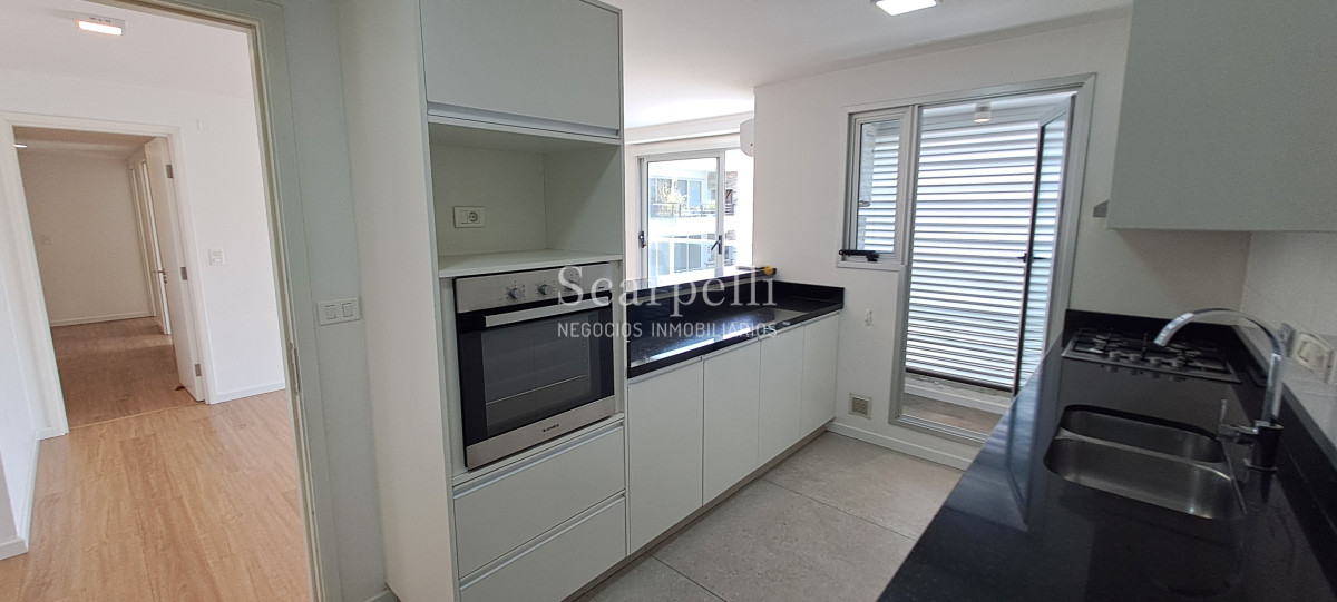 Apartamento ID.16932 - Carrasco Este: Nuevo con Vista al Lago Excelentes terminaciones y toda la seguridad