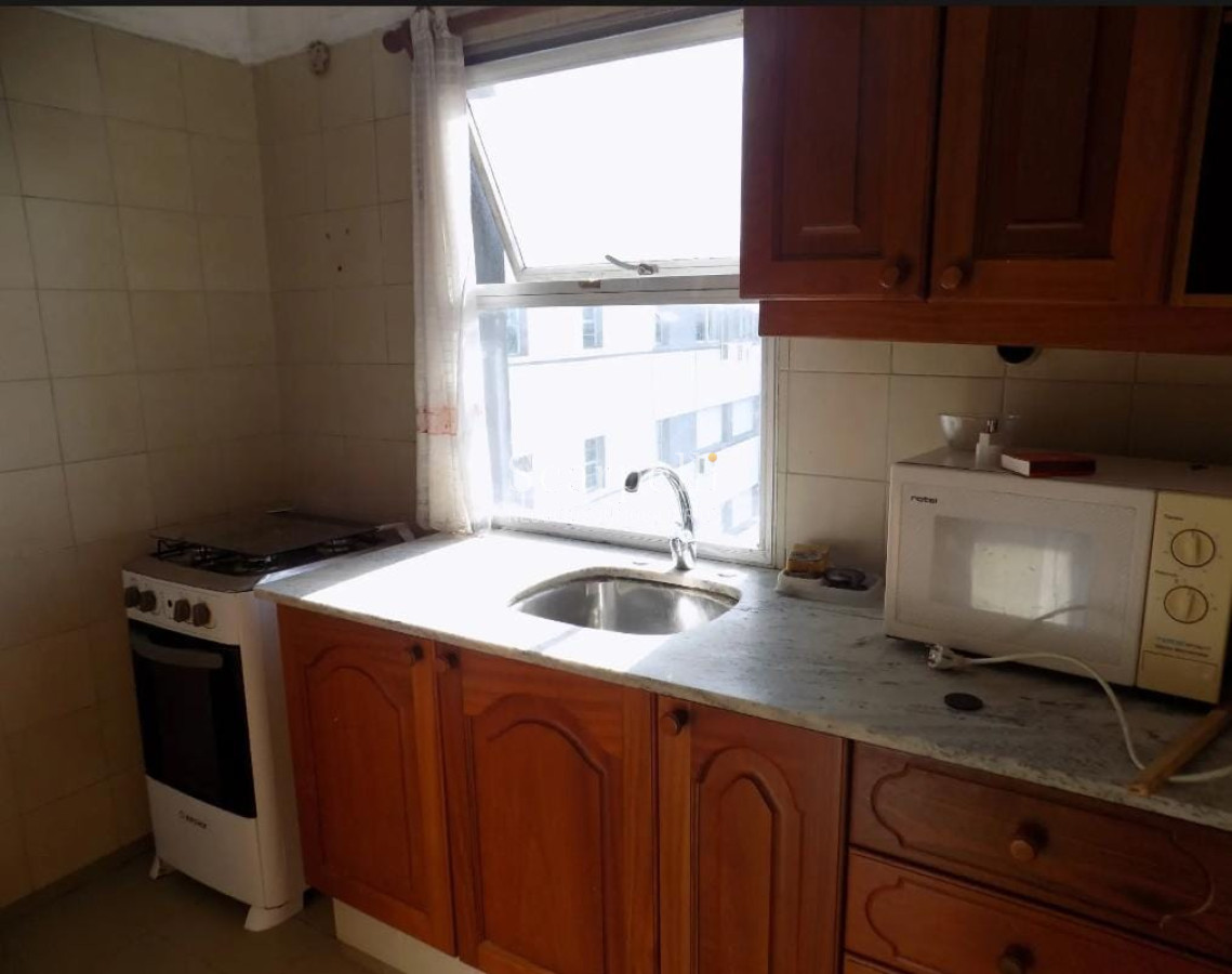 Apartamento ID.19815 - Piso Alto en Roosvelt y Blvar. Artigas Próximo   a muy pocos mts. del Sanatorio Cantegril