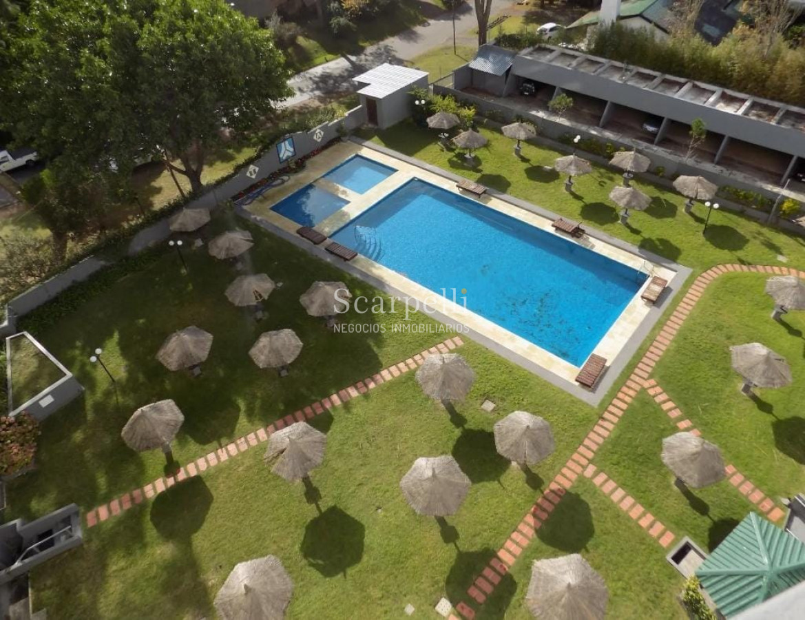 Apartamento ID.19815 - Piso Alto en Roosvelt y Blvar. Artigas Próximo   a muy pocos mts. del Sanatorio Cantegril