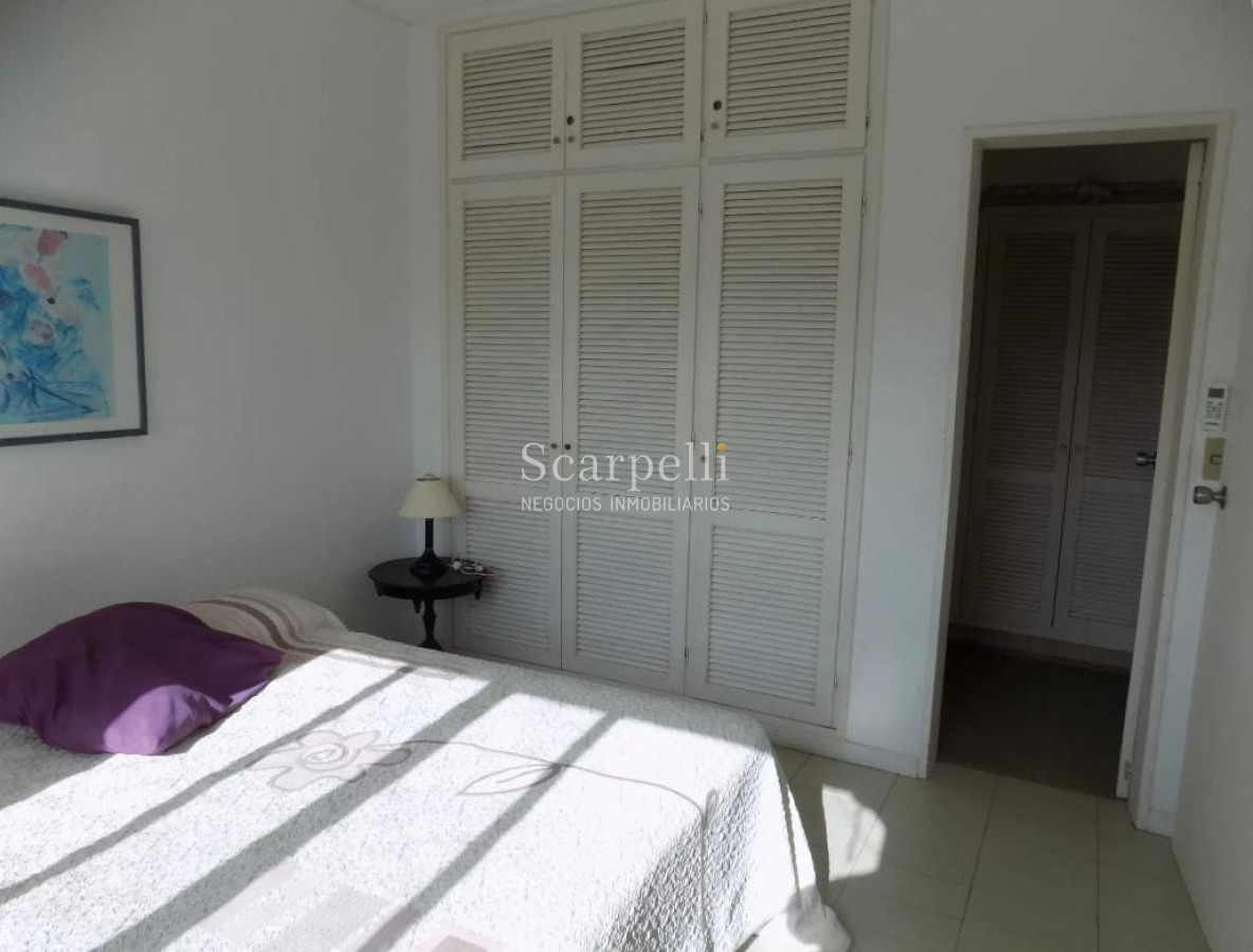Apartamento ID.19815 - Piso Alto en Roosvelt y Blvar. Artigas Próximo   a muy pocos mts. del Sanatorio Cantegril