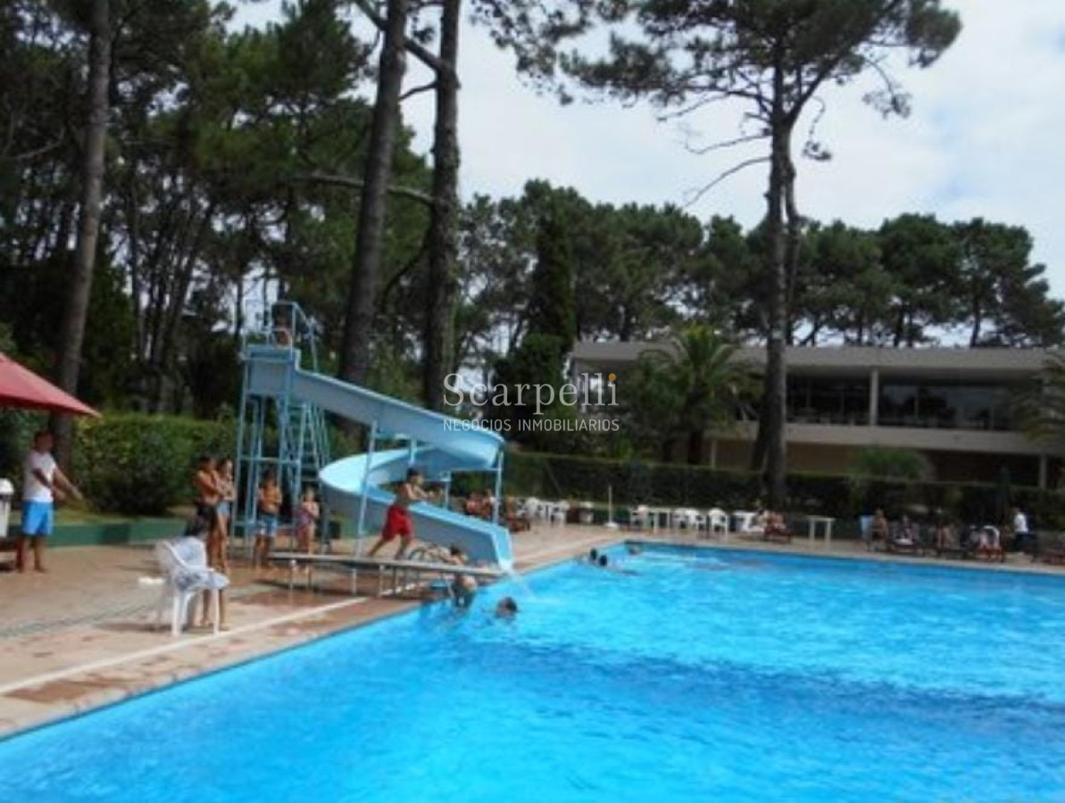 Apartamento ID.21170 - Arcobaleno: Parada 16 Mansa :  Complejo Emblemático de Punta del Este.-