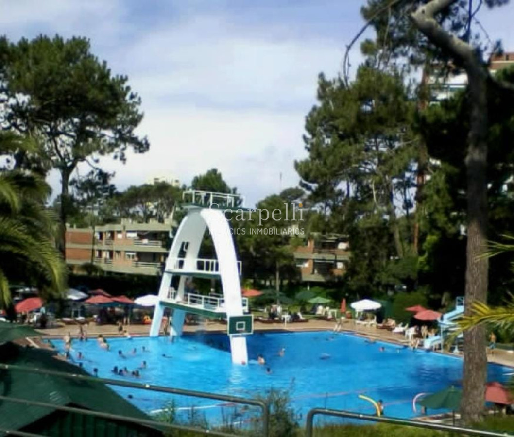Apartamento ID.21170 - Arcobaleno: Parada 16 Mansa :  Complejo Emblemático de Punta del Este.-