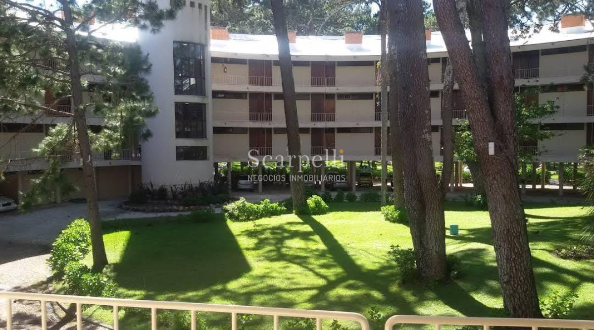 Apartamento ID.21170 - Arcobaleno: Parada 16 Mansa :  Complejo Emblemático de Punta del Este.-