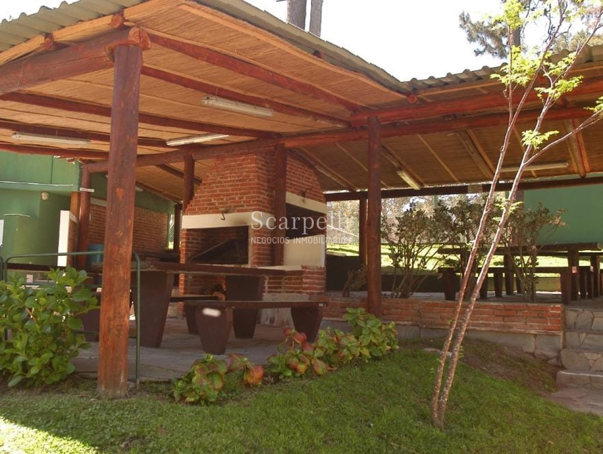 Apartamento ID.21170 - Arcobaleno: Parada 16 Mansa :  Complejo Emblemático de Punta del Este.-