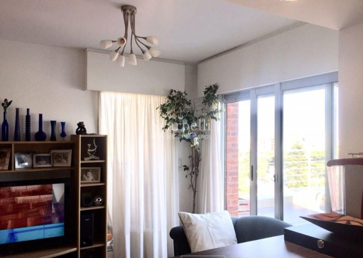 Apartamento ID.21525 - Penthouse Bartolito Mitre y Guayaqui:  Gran terraza con vista panorámica +Garage  en moderno Edificio.-