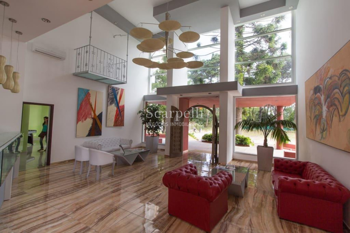 Apartamento ID.21553 - Parada 16. Av. Roosevelt y Av. Litman Prox. Cantegril Country Club Nuevo Con Todos los Amenities