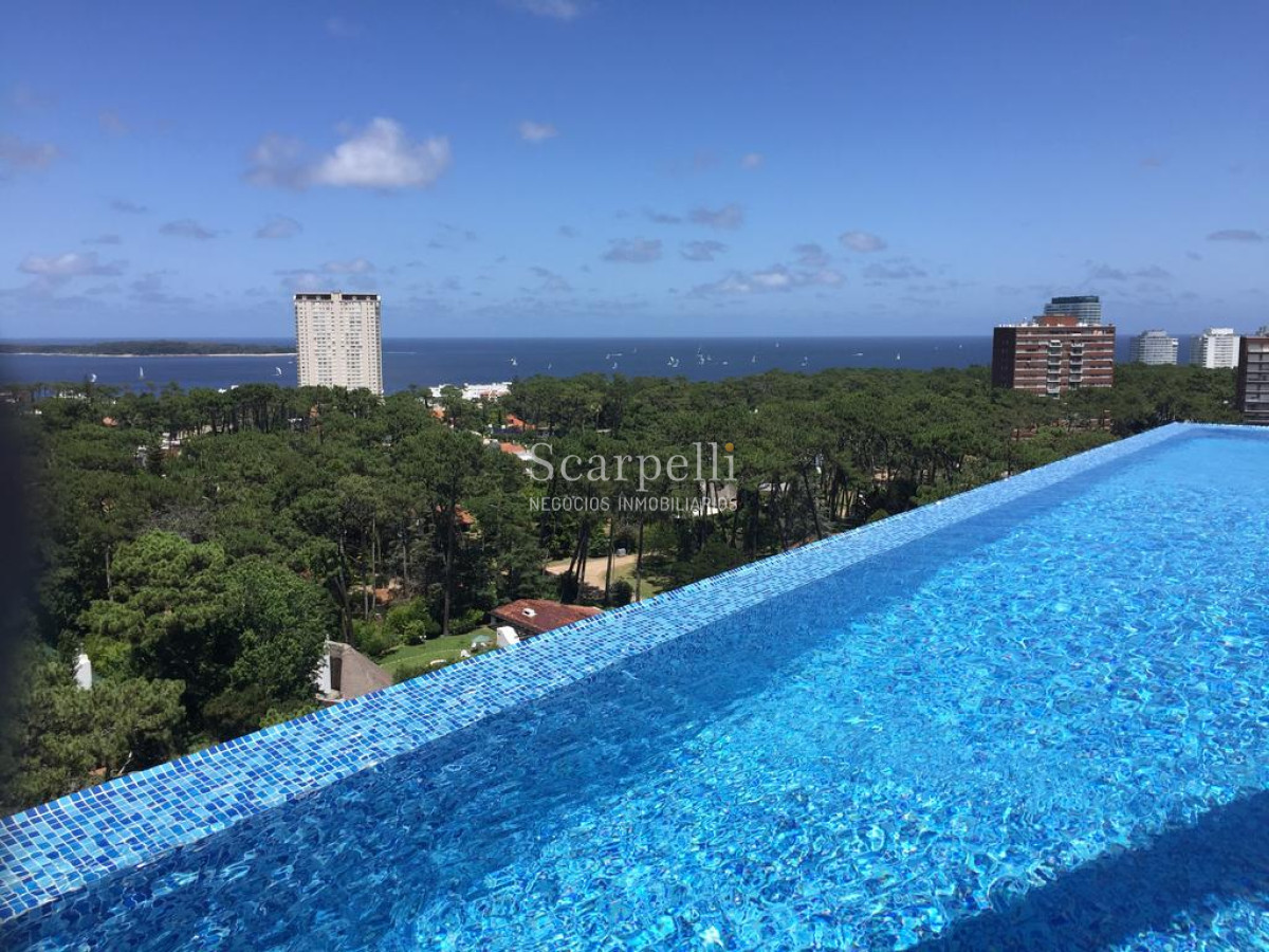 Apartamento ID.21553 - Parada 16. Av. Roosevelt y Av. Litman Prox. Cantegril Country Club Nuevo Con Todos los Amenities