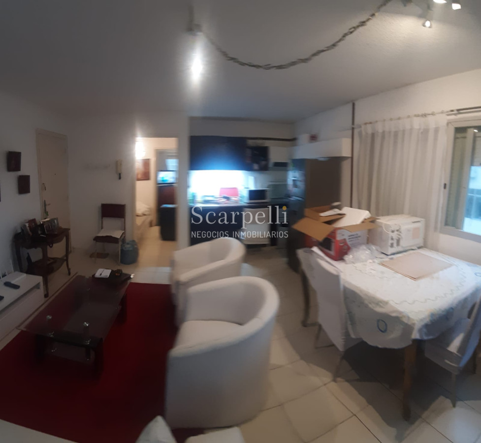 Apartamento ID.21600 - Apartamento 1 dormitorio sobre Gorlero a mts. Playa Brava, Los Dedos & Playa Mansa  3er. Piso con Ascensor.-