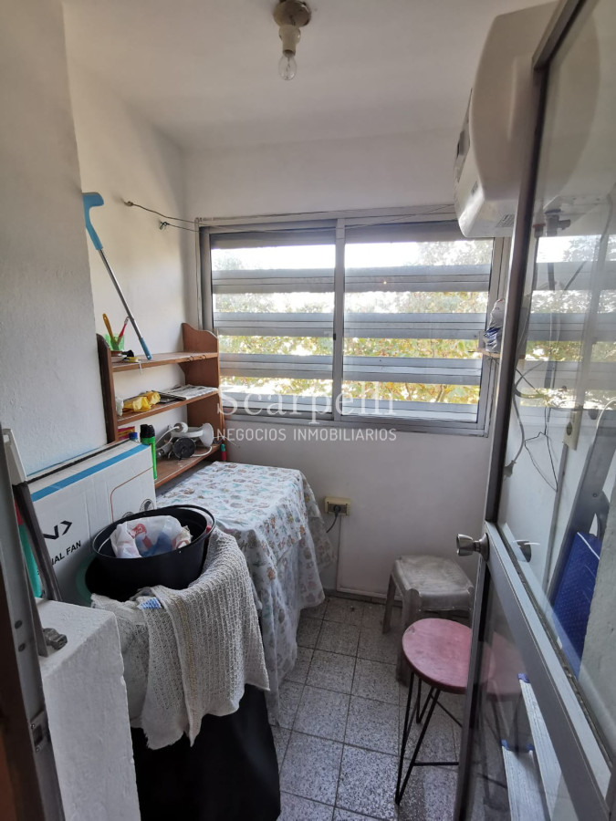 Apartamento ID.22765 - Av. Rivera y Fco. Soca. Lo que no hay ! Piso alto con Vista Despejada: 2 dorm + 2 baños + Cómoda Cochera.-