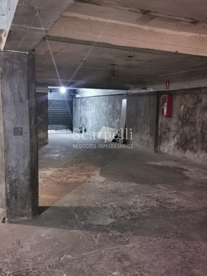 Apartamento ID.22765 - Av. Rivera y Fco. Soca. Lo que no hay ! Piso alto con Vista Despejada: 2 dorm + 2 baños + Cómoda Cochera.-