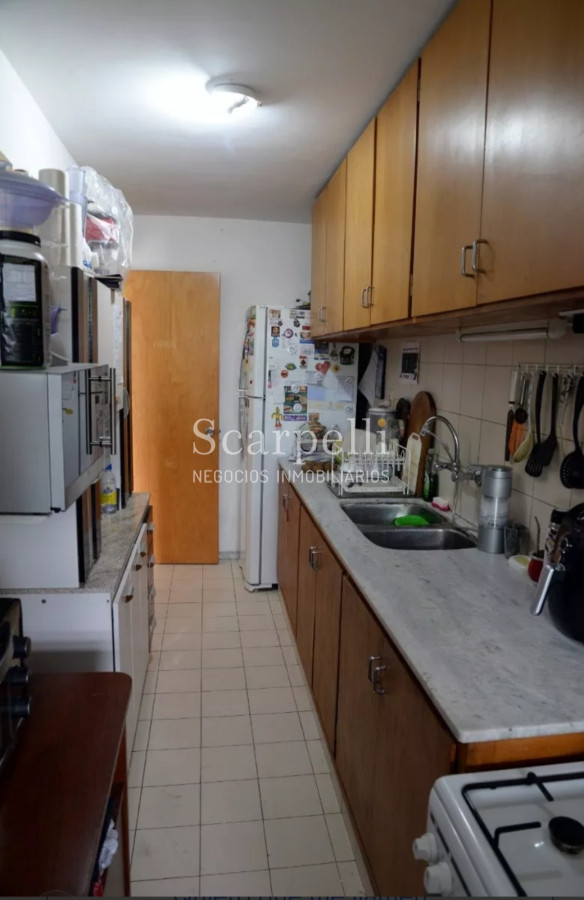 Apartamento ID.22765 - Av. Rivera y Fco. Soca. Lo que no hay ! Piso alto con Vista Despejada: 2 dorm + 2 baños + Cómoda Cochera.-