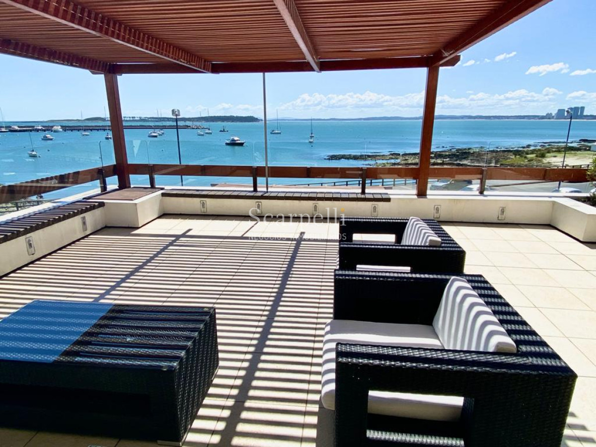 Apartamento ID.7781 - Exclusivo Frente al Puerto de Punta del Este con gran terraza y los mejores atardeceres sobre la Isla Gorriti