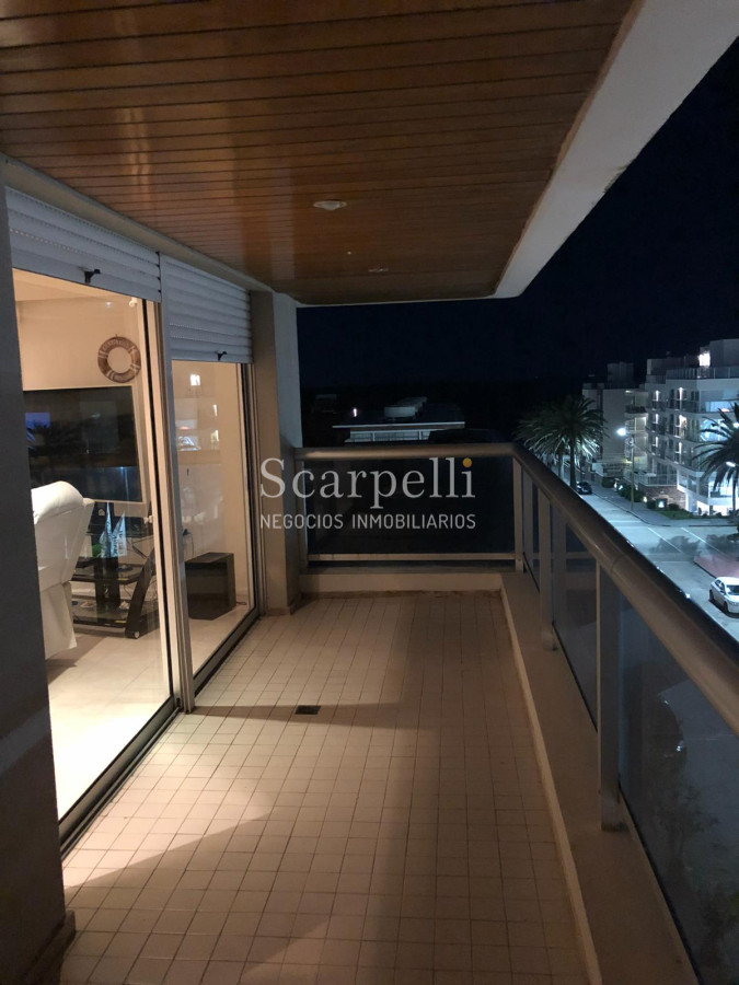 Apartamento ID.23148 - Formidable Penthouse en Duplex en Península y muy próximo al Puerto