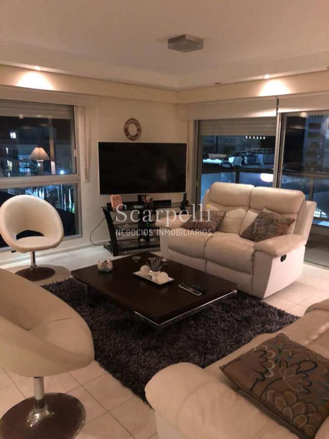 Apartamento ID.23148 - Formidable Penthouse en Duplex en Península y muy próximo al Puerto