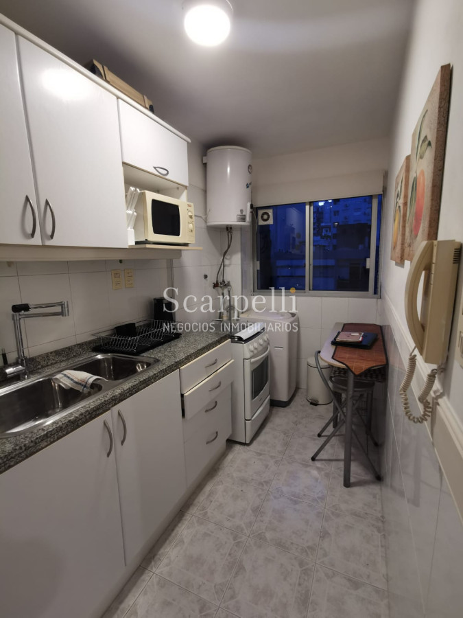 Apartamento ID.25036 - Alquiler Apartamento Villa Biarritz A metros de la Rambla Muy Bien Equipado Con Amplias Terrazas & Garage.-
