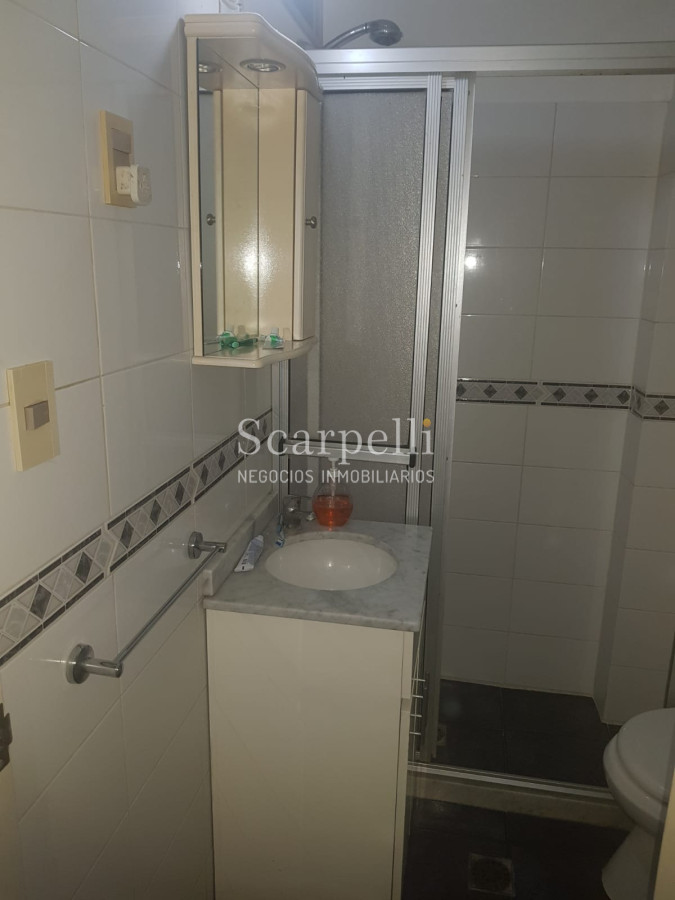 Apartamento ID.25036 - Alquiler Apartamento Villa Biarritz A metros de la Rambla Muy Bien Equipado Con Amplias Terrazas & Garage.-