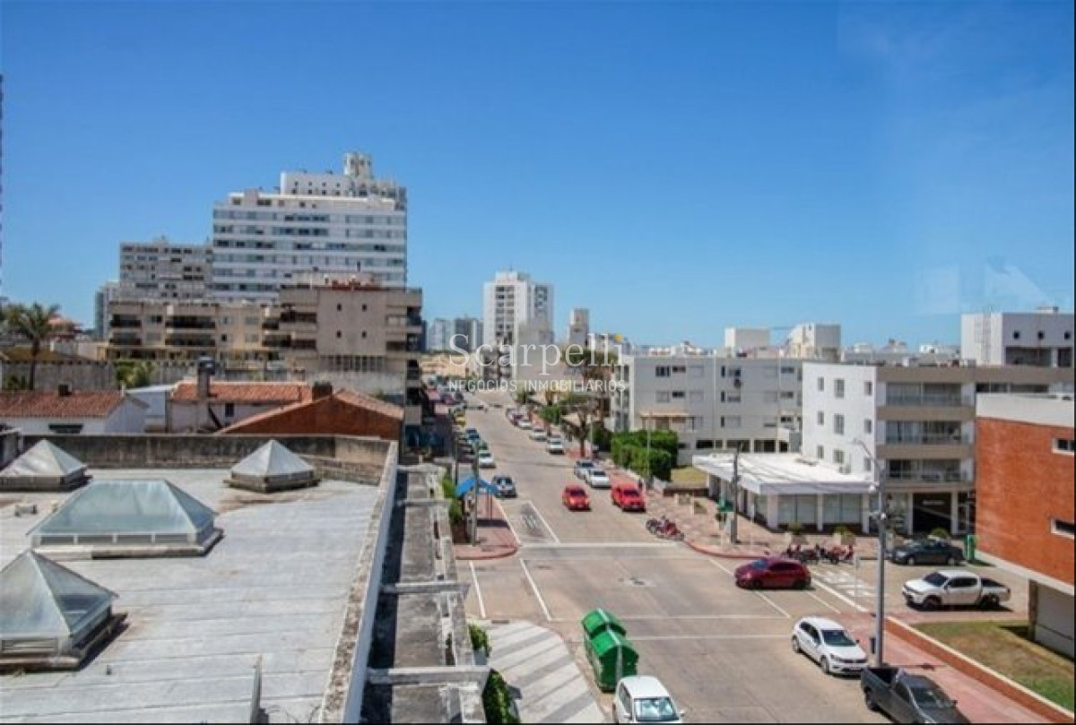 Apartamento ID.37 - Venta Apartamento Punta Del Este Península 3 Dormitorios 2
