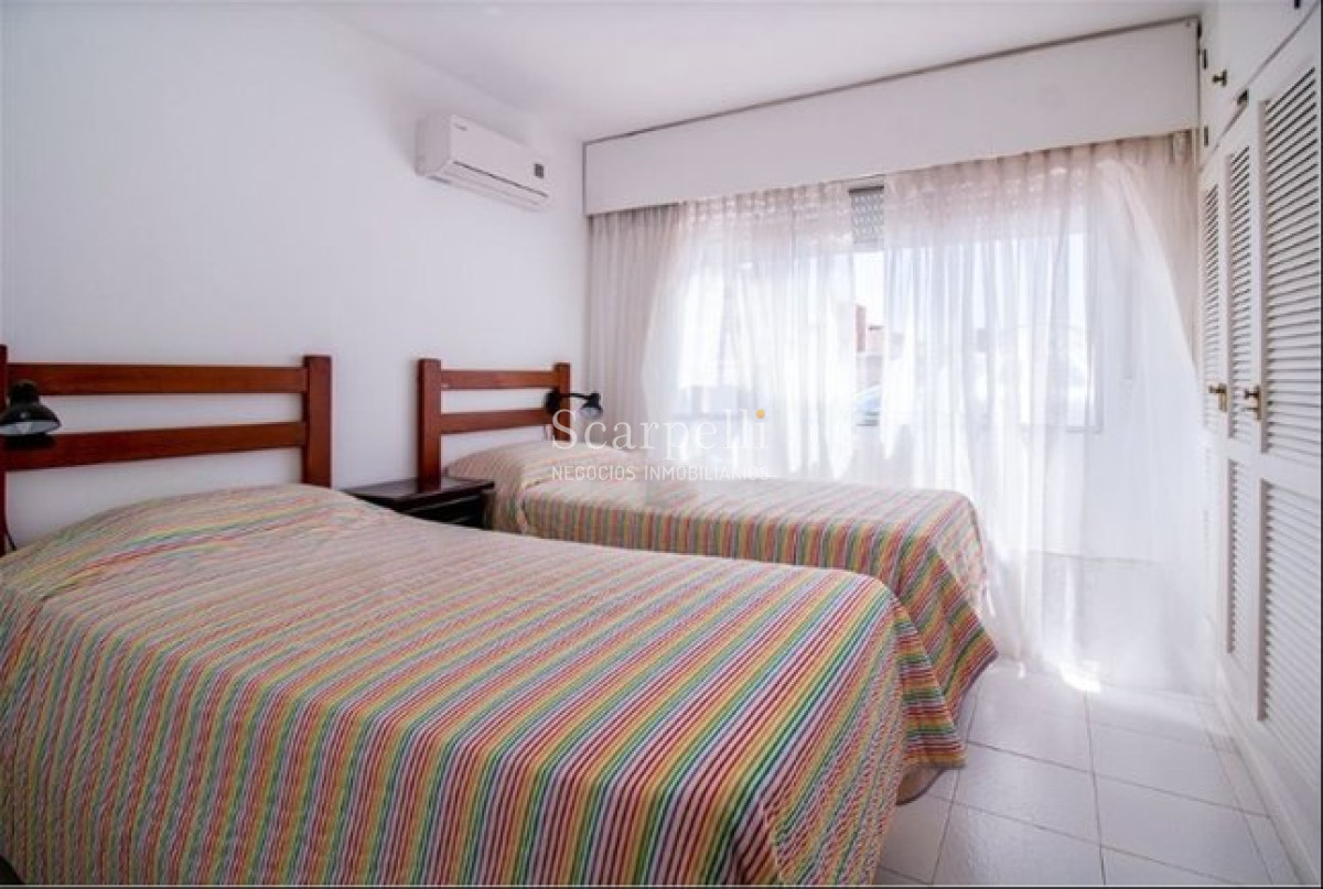 Apartamento ID.37 - Venta Apartamento Punta Del Este Península 3 Dormitorios 2